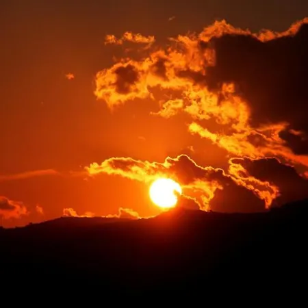 Madame Mere ホテル 2*