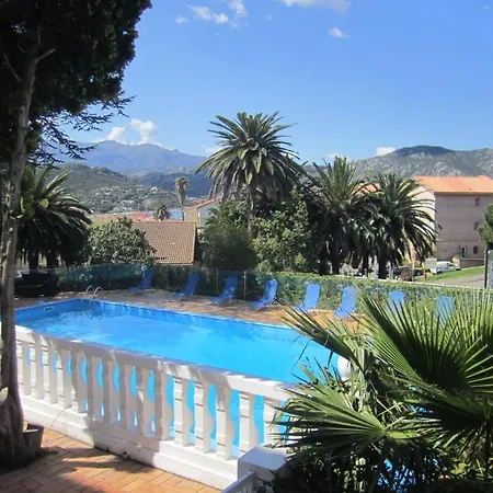 Hotel Madame Mere 3*