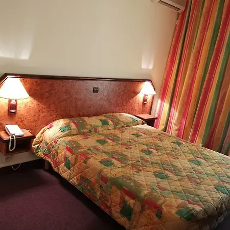 Madame Mere Hotel