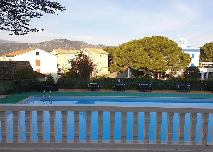 Madame Mere Hotel 2*