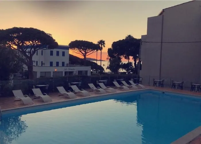 Madame Mere Hotell Saint-Florent (Corsica)