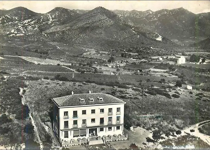 Madame Mere Szálloda Saint-Florent