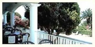 Madame Mere Hotel 2*